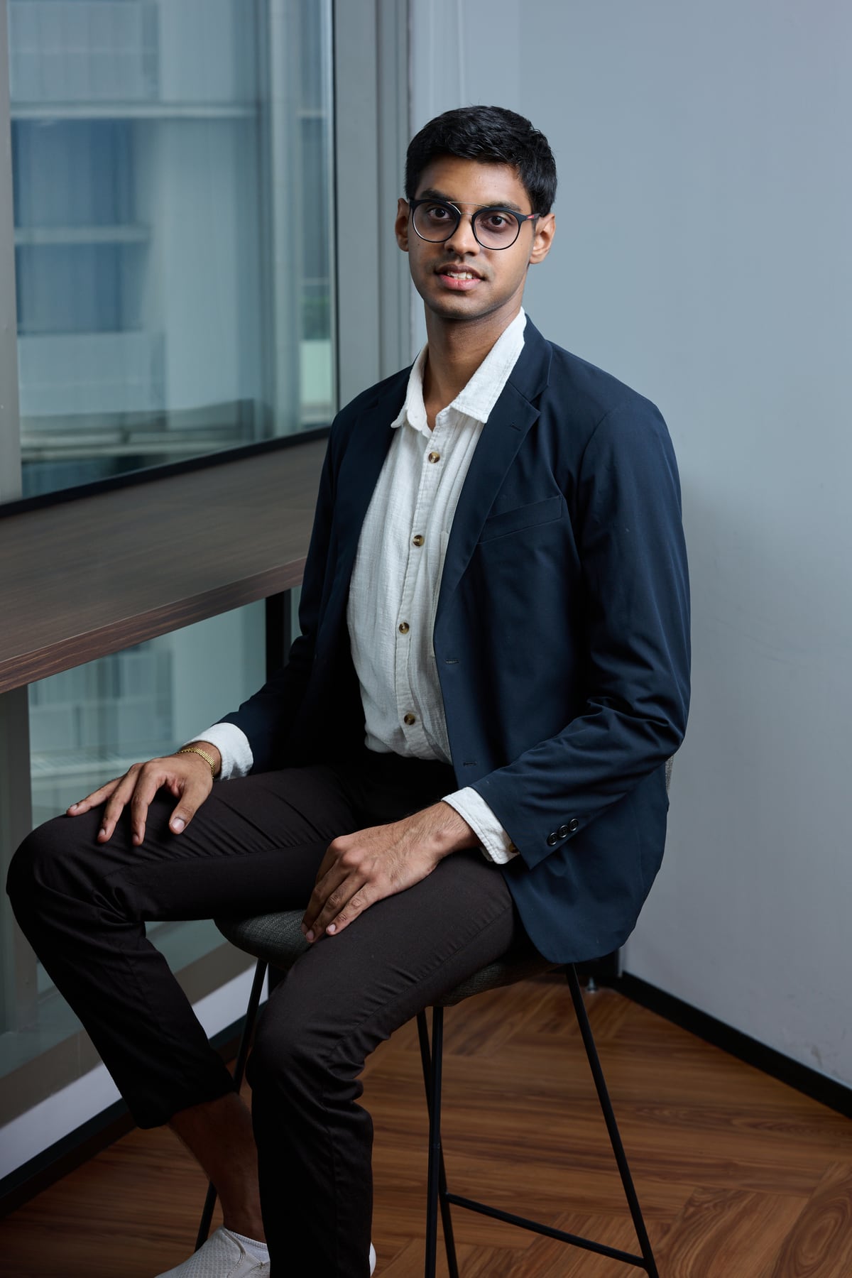 Ram Jeevan Vinod, Singapore writer and data analyst